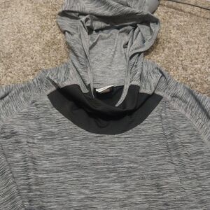 Champion DuoDry Pullover Hoodie Women’s Large Gray Athletic Fit Long Sleeve
